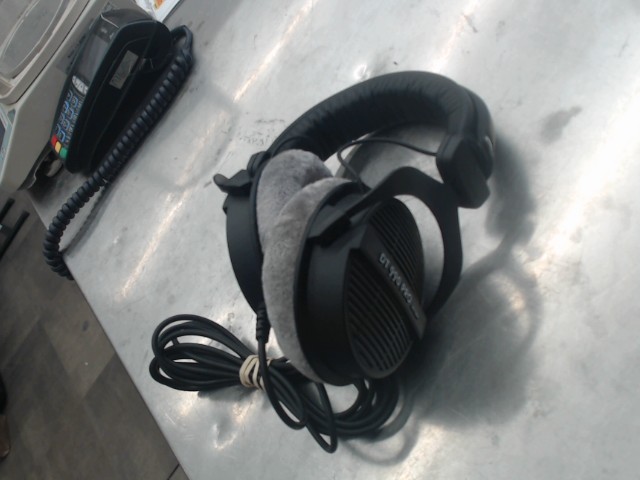 �couteurs studio beyerdynamic dt990 pro