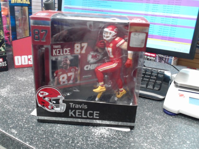 Figurine travis kelce new
