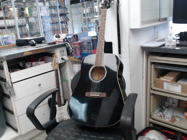 Jj45-blk jay turser acoustic guitar