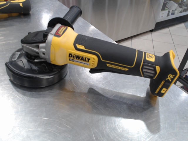 Grinder avec poigner et protege lame