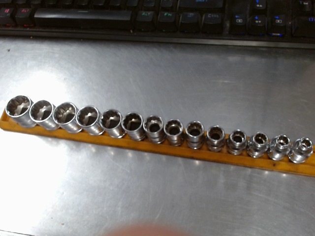 Kit douille 6-19mm 12pans