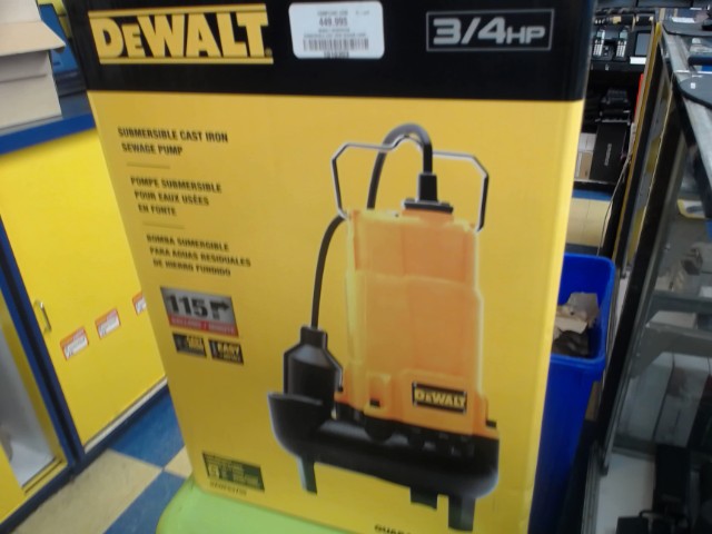 Submersible cast iron sewage pump