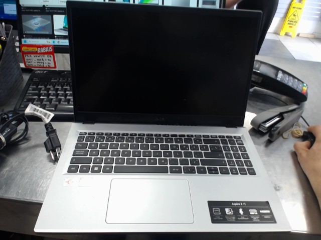 Amd athlon silver 7120u/8gram/256ssd+ch