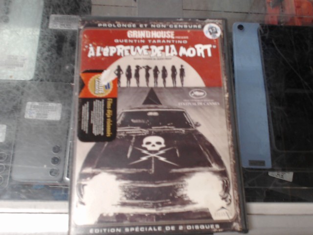 A l'�preuve de la mort