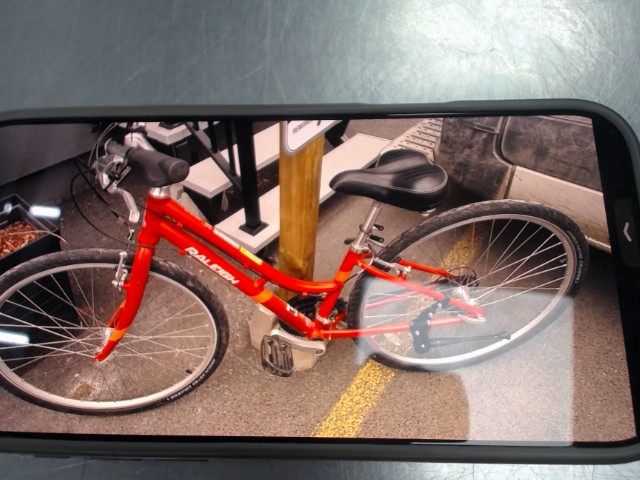 Velo route raleigh femme (red)