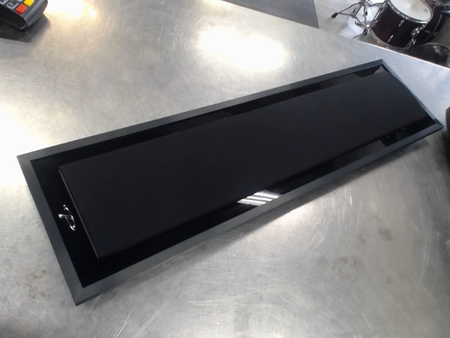 Speaker mural paradigm