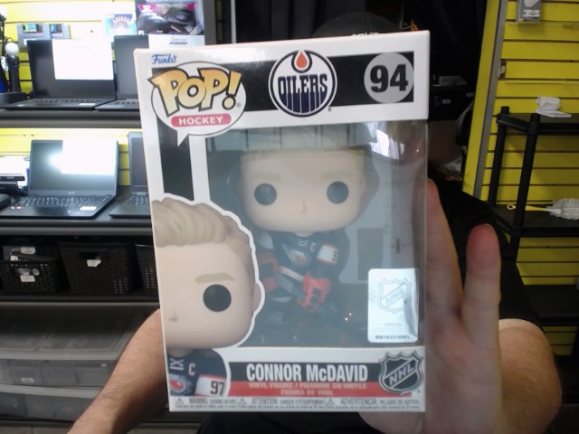 Figurine connor mc david oilers