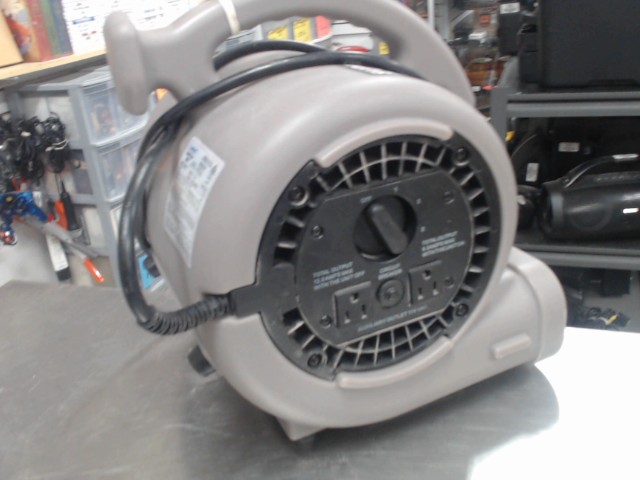 Souffleur a plancher