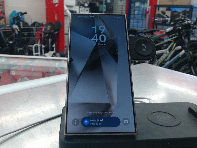 S24 ultra 256gb scratch arriere cam avan