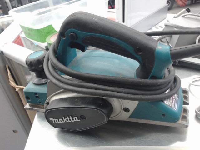 Raboteuse makita filaire lame a changer
