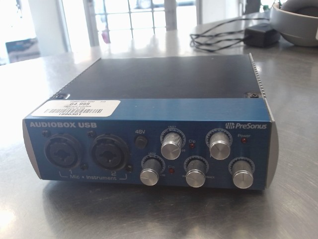 Audiobox interface achete ici