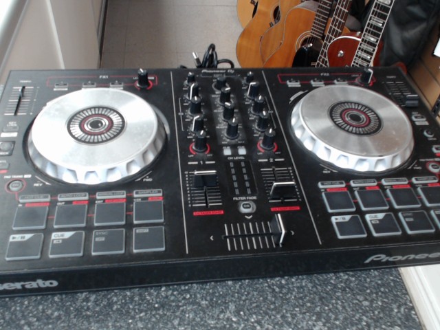 Table tournante pioneer dj +fils