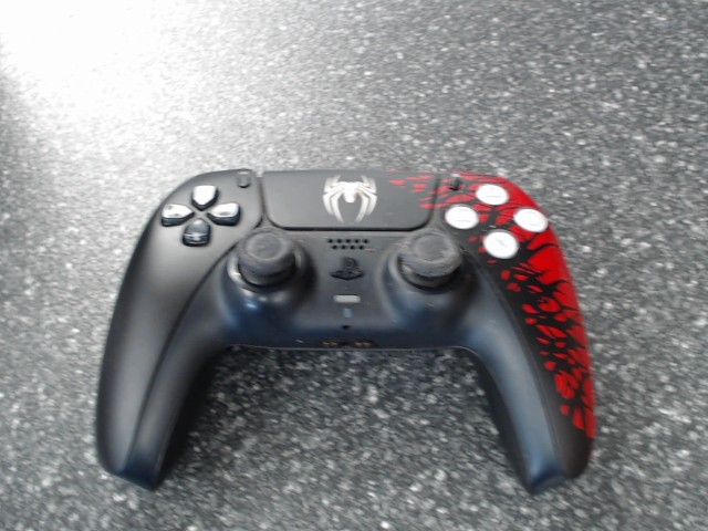 Manette ps5 spiderman 2 edition
