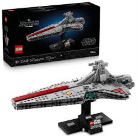 Starwars venator-class attack cruiser