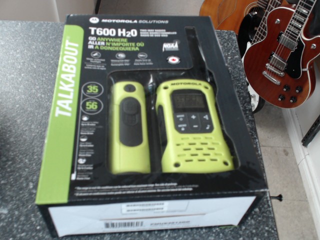 Walkie talkie neuf t600