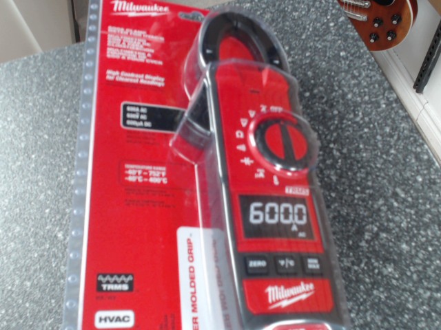 Clamp meter milwaukee new