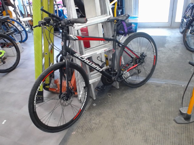 Velo black and  rouge