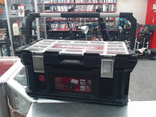 Cantilever tool box modulaire husky