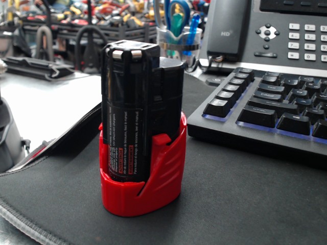 Replique milwaukee m12