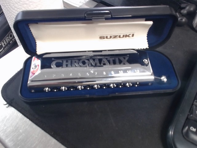 Armonica in box