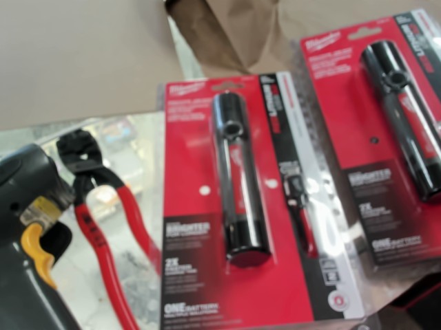 Lumiere redlithium compact