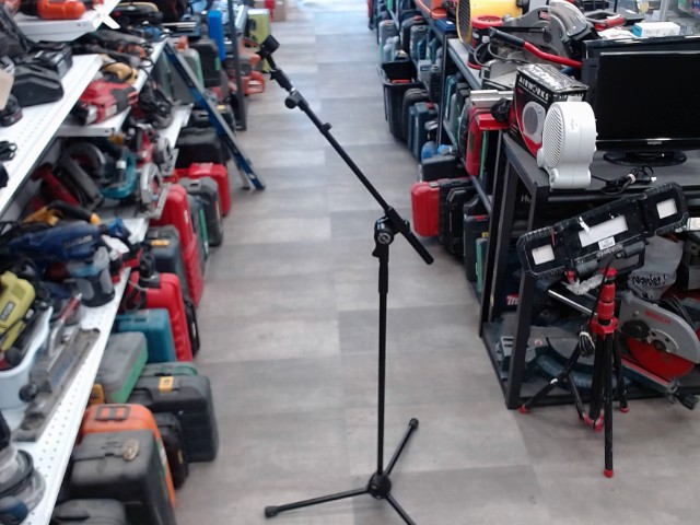 Mic stand tripod
