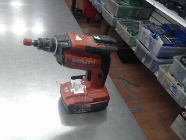 Screwgun hilti+batterie b22 2.6 amperes