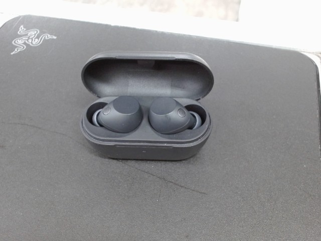 Pair in-ear+case