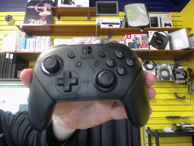 Nintendo switch pro controller