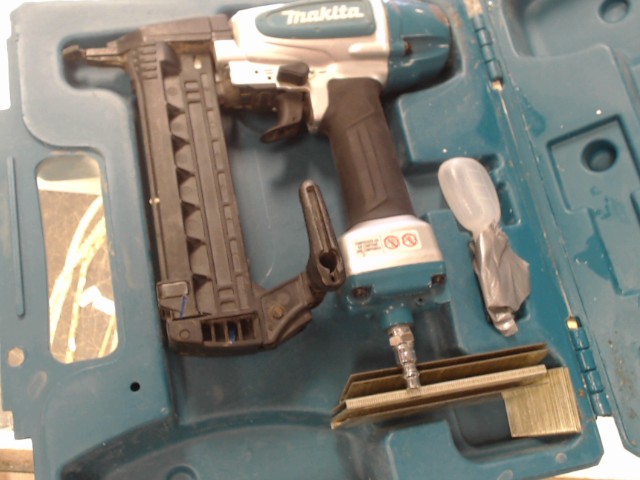 Stapler