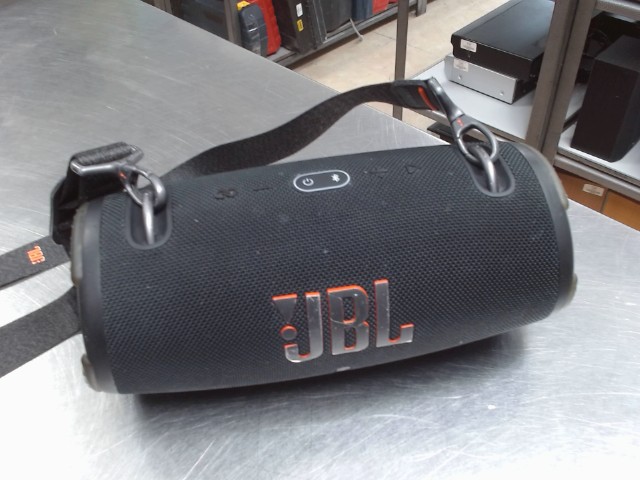 Speakers jbl xtreme 3