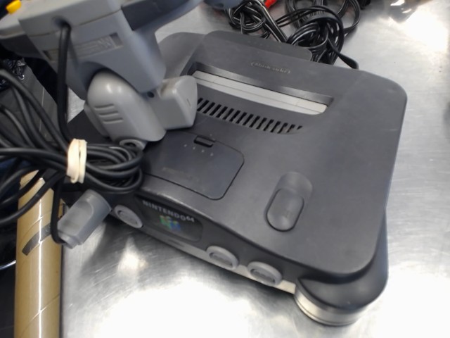 Nintendo 64 + expansion pak + 1 manette