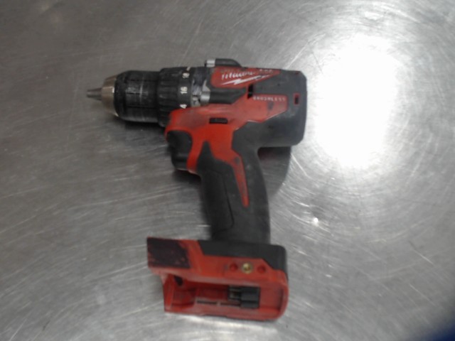 Drill 18v no batt/chargeur