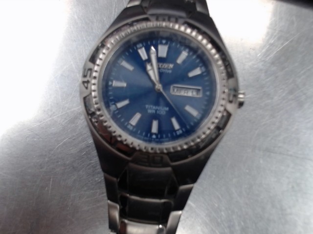 Montre citizen eco-drive cadrant bleu