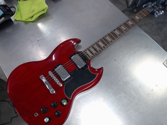 Epiphone sg rouge