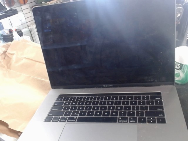 Macbook pro 2.8 ghz intel core i7