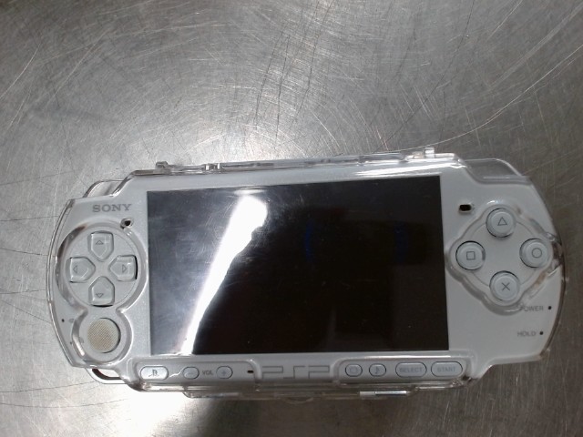 White psp in case no bat x charger works