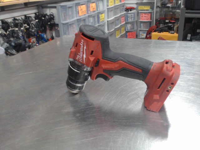 Drill 18v no batt/chrg