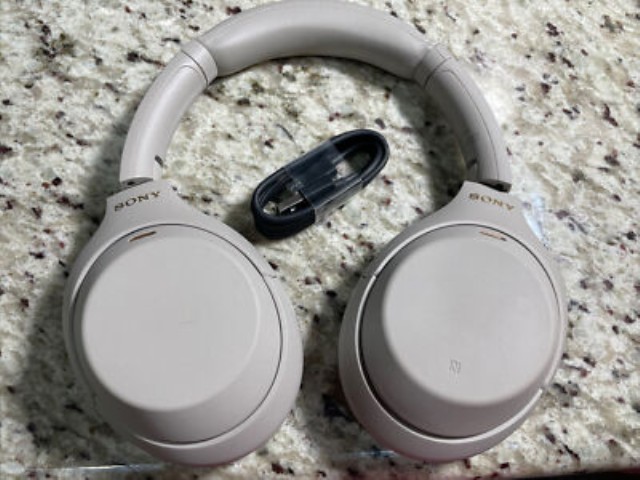 Ecouteurs bluetooth gris