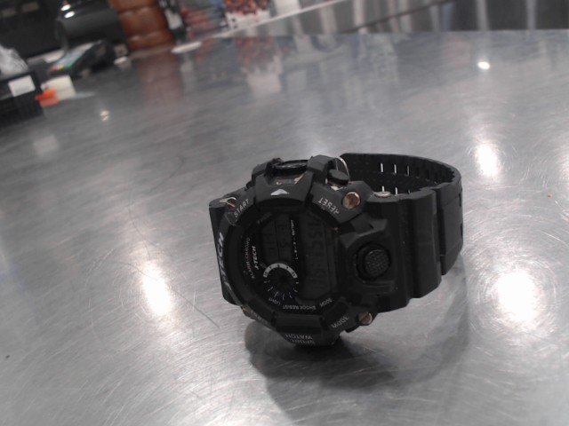 Montre sportive noire