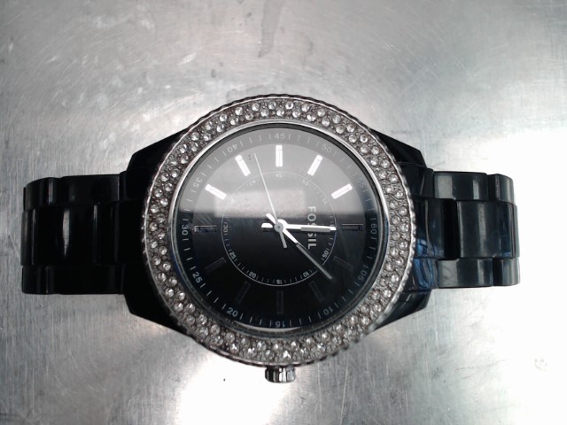 Montre fossil noir avec pierres