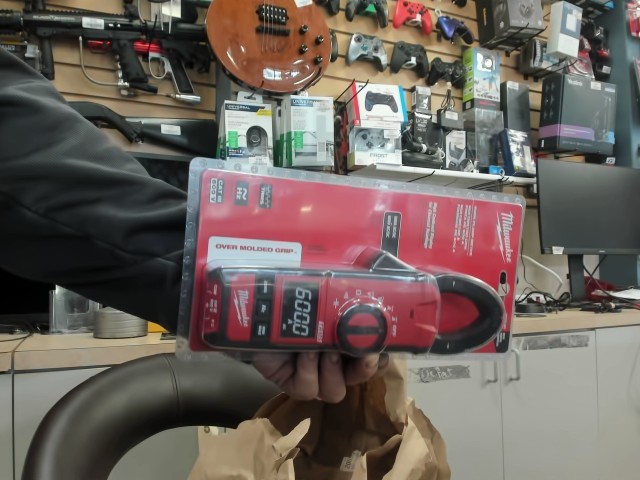 Clamp meter ac/dc 600a