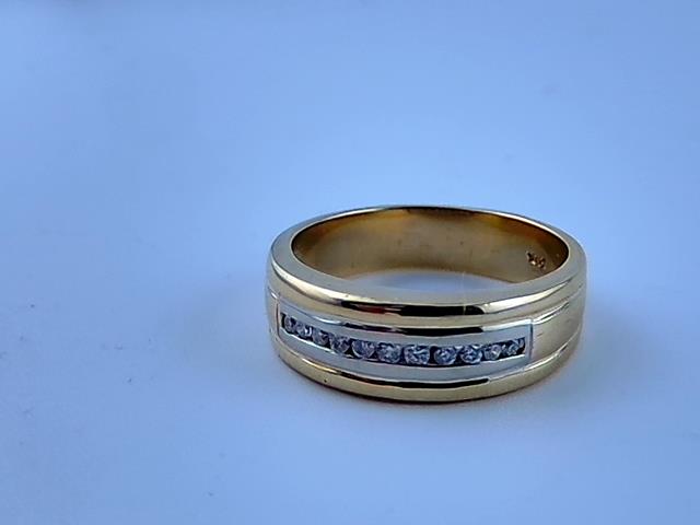BAGUE EN OR 10KT AVEC DIAMANTS