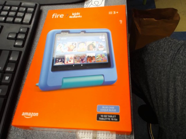 Tablette en boite pour enfant