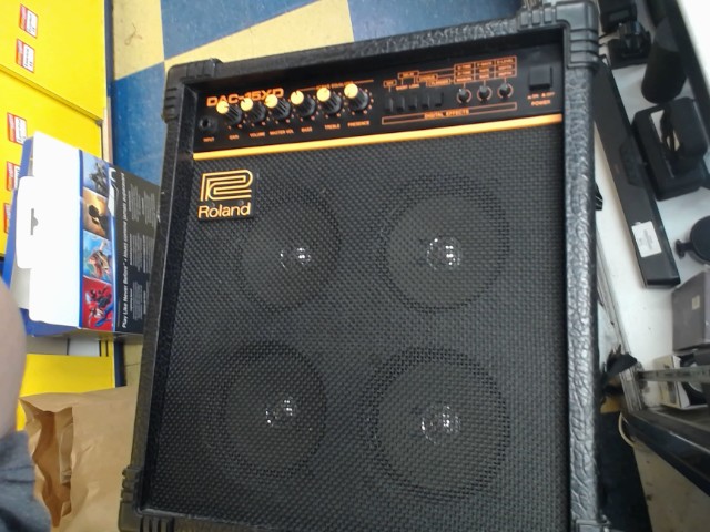 Ampli de guitare 30w tres bonne conditio