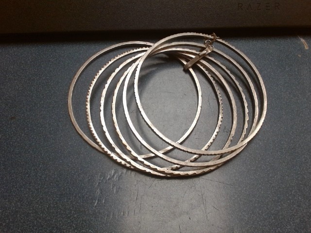 6 bracelets en argent connecter