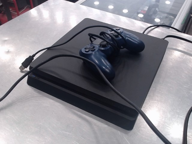 Ps4 slim + manette + fil