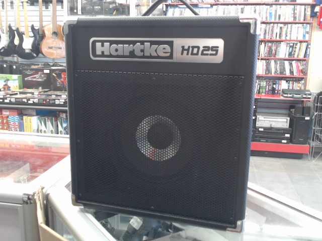 25 watt bass ermplifier noir pas de fil