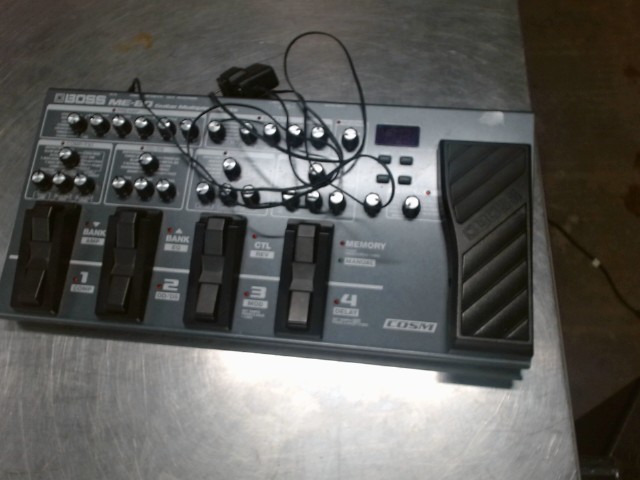 Multi-effect pedal