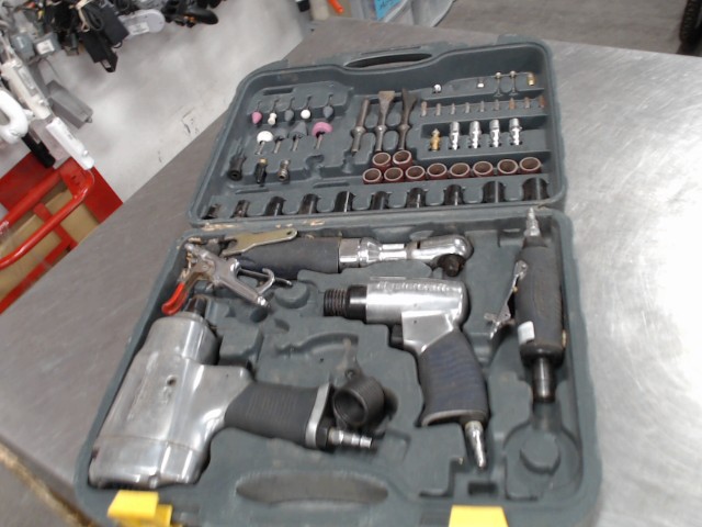 Kit 4 outils air+acc dcase